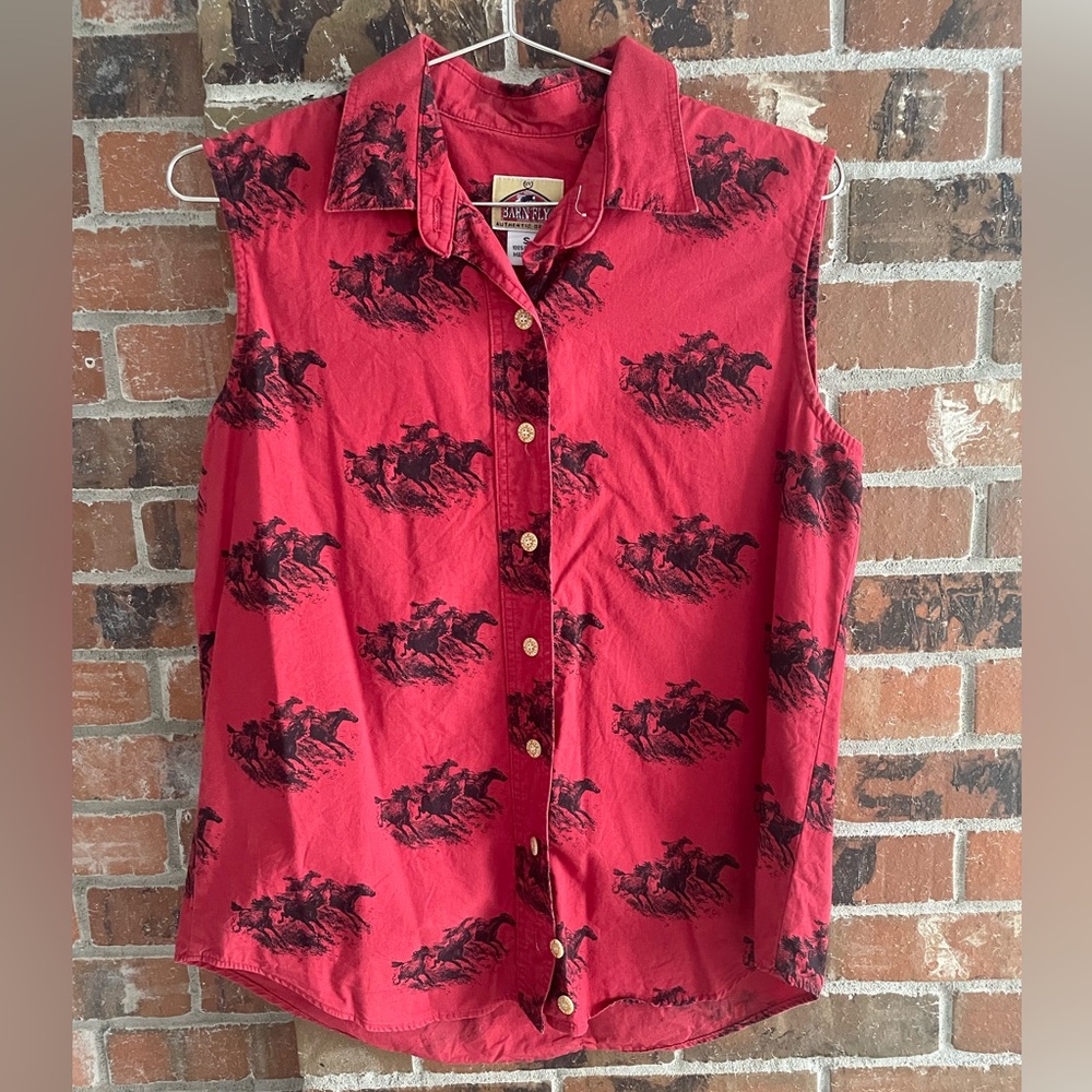 Vintage Red Sleeveless Button-Up Top, size small
